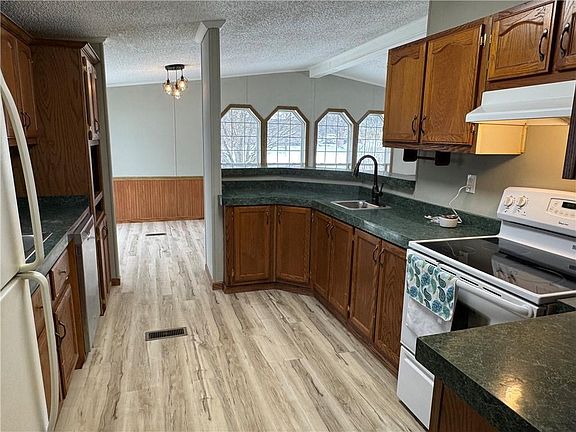 5th image of 3628 132nd Street