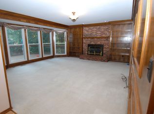 2985 Bridle Spur Ln, Saint Charles, MO