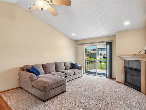 4th image of 1873 Goose Lake Cir