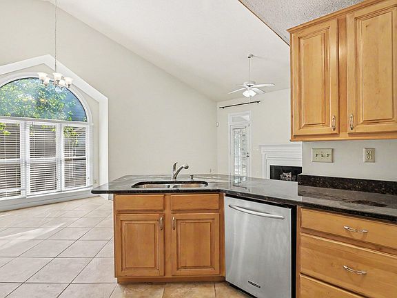 5th image of 106 Kingsley Woods Dr