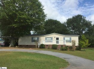 105 Cedar Ridge Dr, Liberty, SC 29657