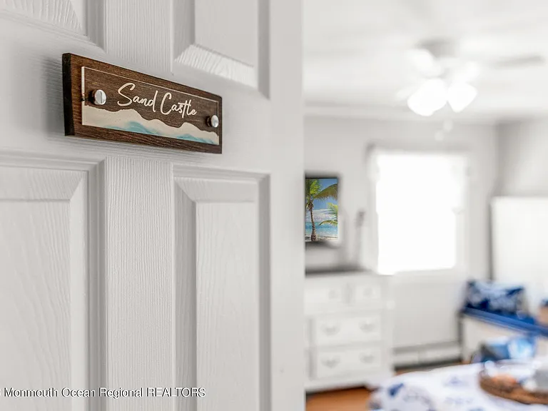 1404 Oceanfront #UPPER — Photo 32