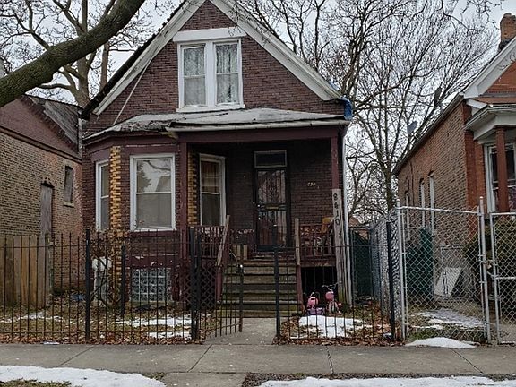 3rd image of 8410 S Peoria St