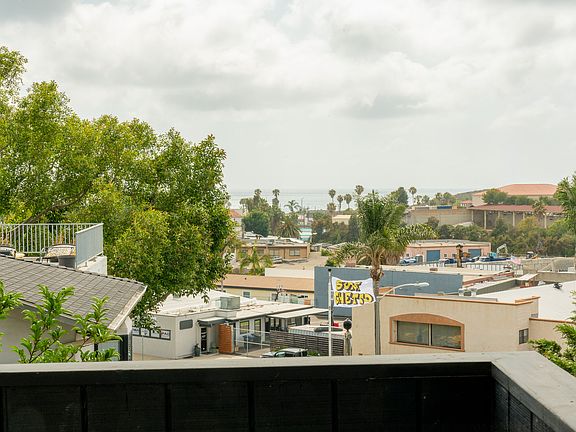 3rd image of 146 Calle Redondel