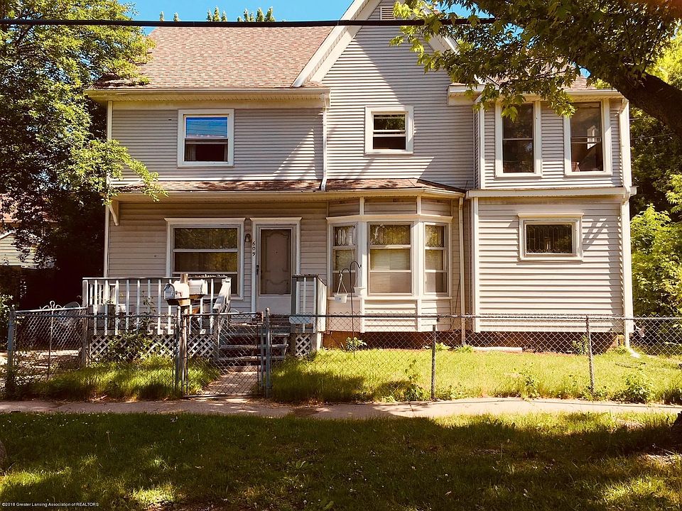 1st image of 609 E Hillsdale St
