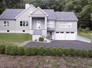 162 Perry Ave, Norwalk, CT 06850