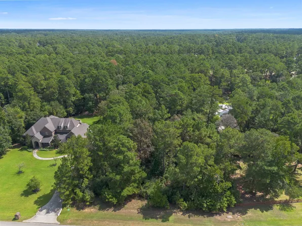 37432 Clubhouse Ln, Magnolia, TX 77355