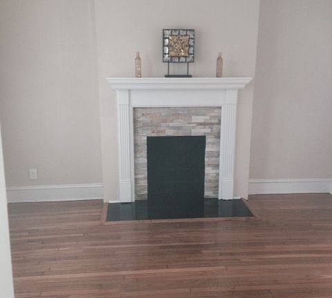 2nd image of 2820 Garland Ave