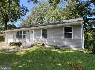 54 Chain Blvd, Bayville, NJ 08721