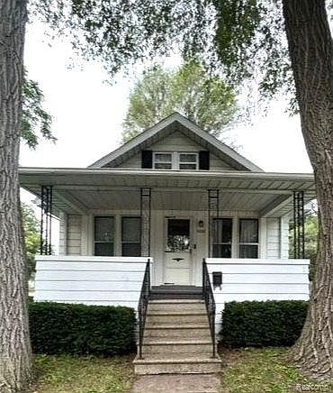 1st image of 5038 Brady St