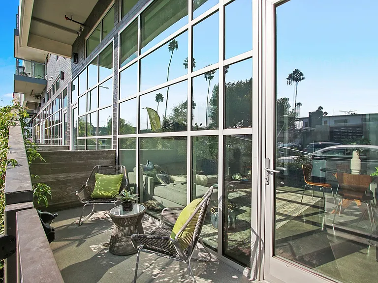 The Stanford West — Photo 8