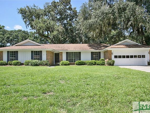 2nd image of 709 Leaning Oaks Dr