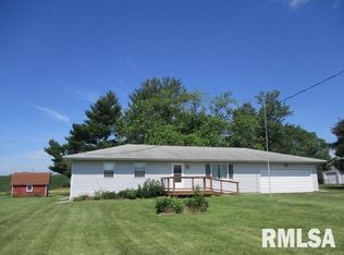 1265 Spring Bay Rd, East Peoria, IL 61611