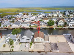 33 S Ensign Dr, Little Egg Harbor, NJ 08087