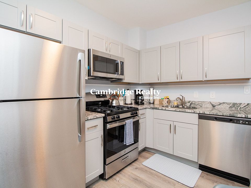 1st image of 636 Washington St #5T