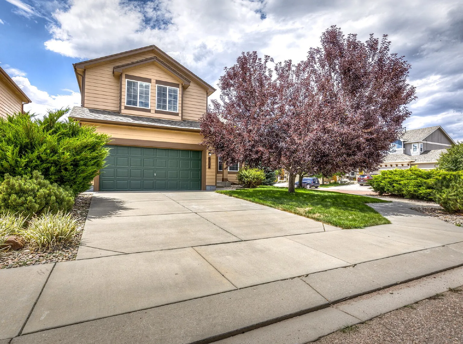 4 bed, 3.5 bath, 2963 sqft, $2,850 — Photo 1