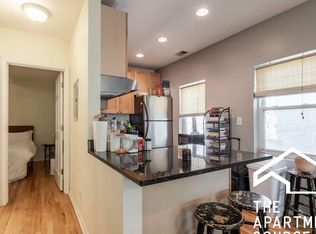 906 N Wood St #1, Chicago, IL 60622