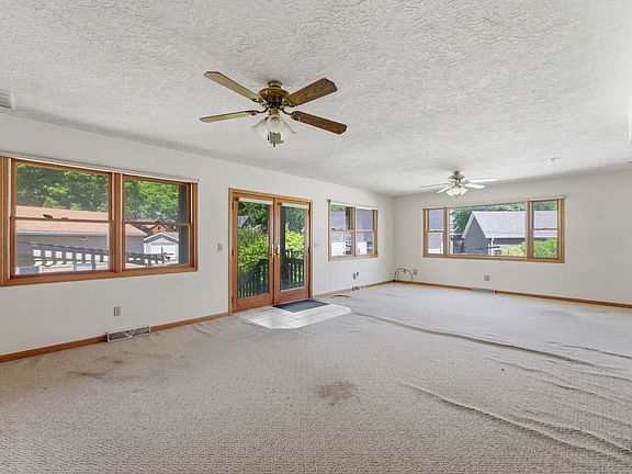 5th image of 2031 12th St