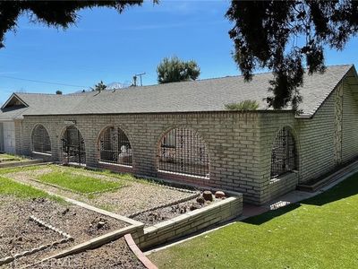 30 E Repplier Rd, Banning, CA, 92220