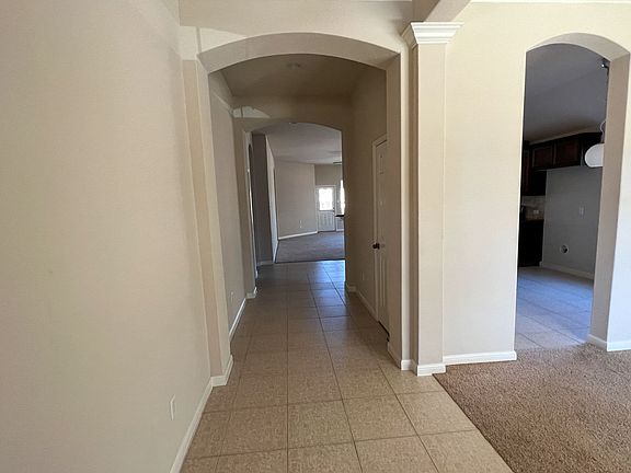 3rd image of 2475 Santa Barbara Loop