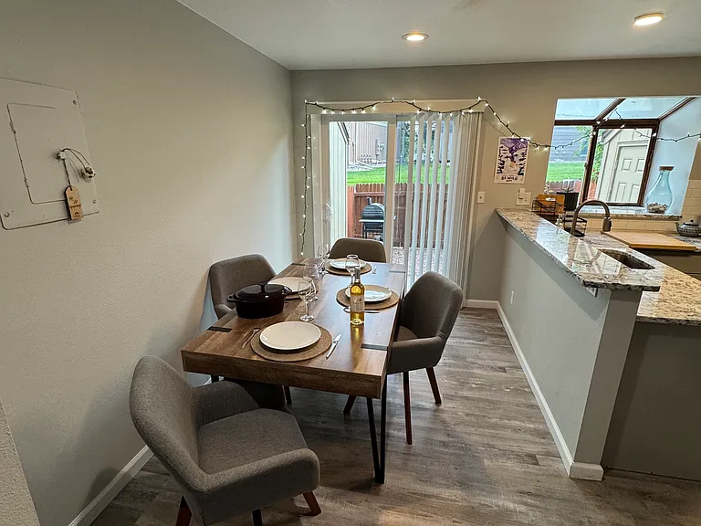6740 Overland Dr — Photo 9
