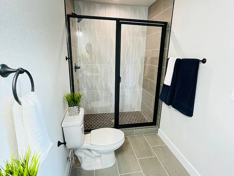 Upstairs Primary Bathroom