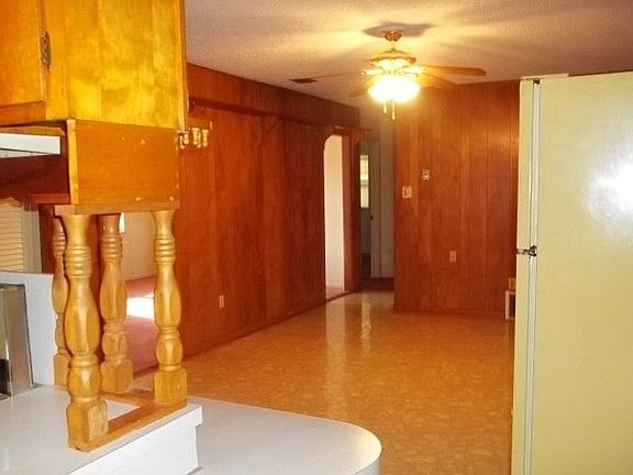 4th image of 3607 Shamrock Dr