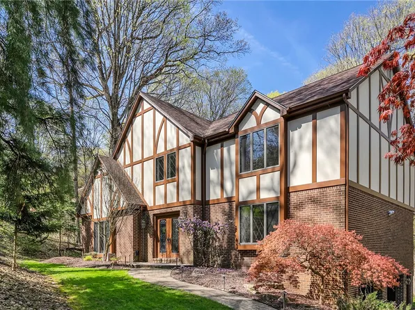 2786 Walker Ct, Export, PA 15632