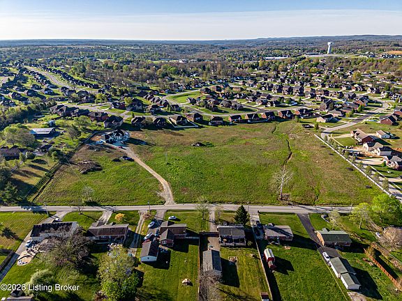 3rd image of 2666 Greenbriar Rd