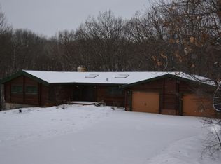 2362 Delong Rd, Osceola, WI 54020