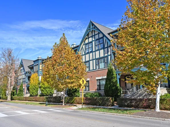 6901 Murray Ave #201, Cincinnati, OH 45227