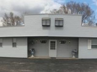 13584 E Manito Rd, Pekin, IL 61554