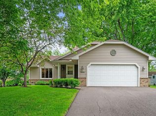 9273 Ranchview Ln N, Maple Grove, MN 55369