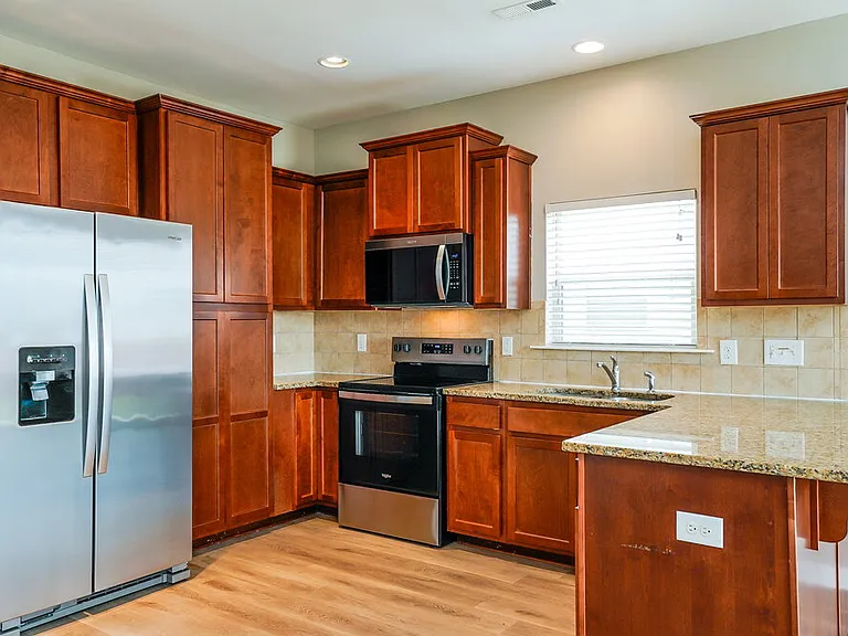 3605 Morman Springs Ln — Photo 7