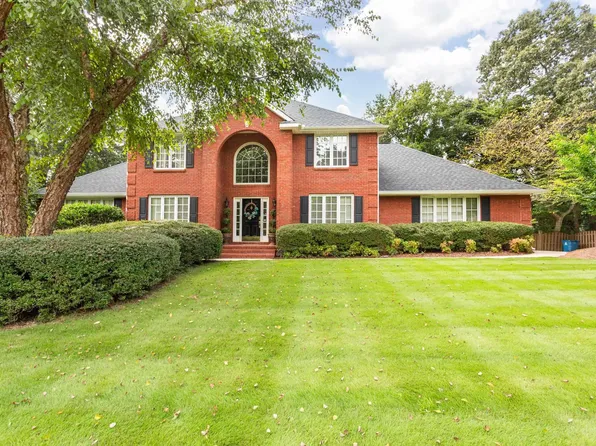 24 Edgefield Way, Anniston, AL 36207