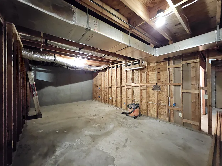 565 Clearwater Pl — Photo 19