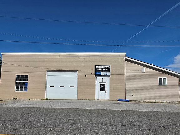 3rd image of 310 W Oldtown St
