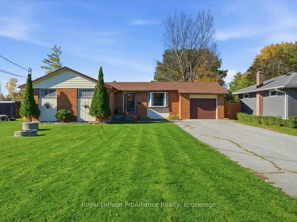 25 Ashley St, Belleville, ON K0K 2B0