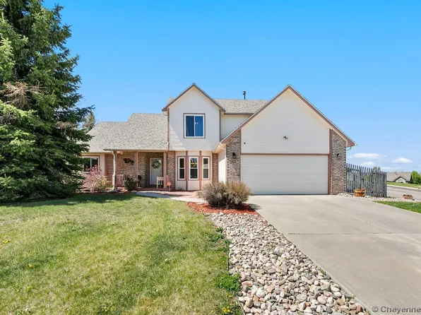 301 New Bedford Dr, Cheyenne, WY 82009
