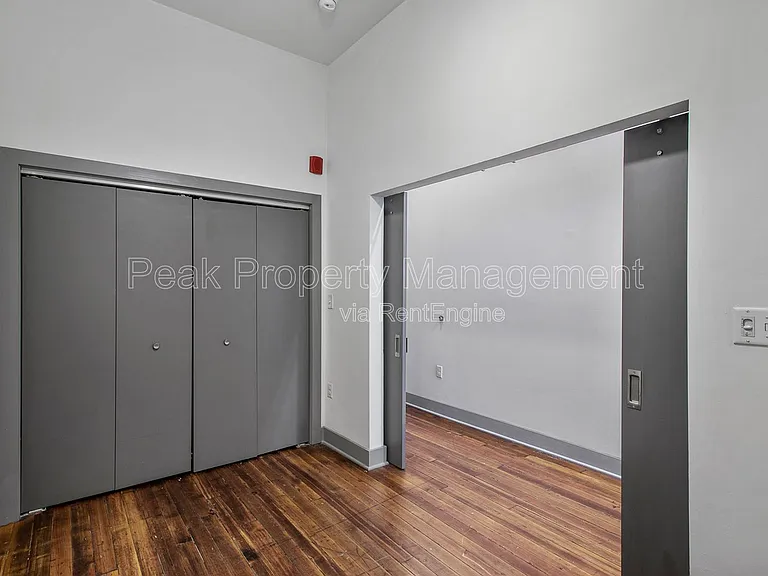 1209 Hull St #203 — Photo 13