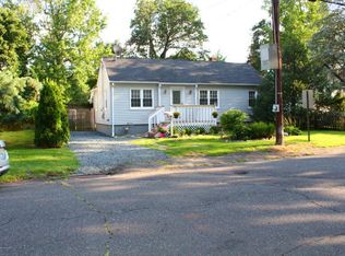 873 N Concourse, Keyport, NJ 07735