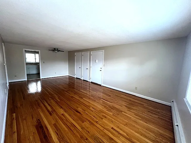 Meadowview Apartments — Photo 22