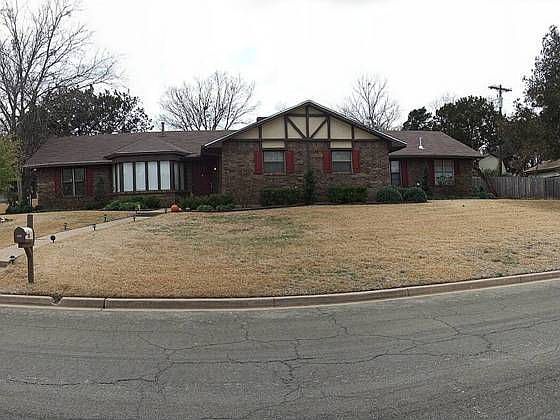 1st image of 600 Mountain Lake Dr