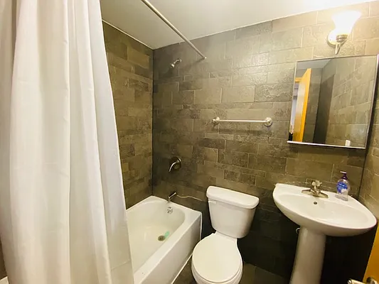 Rented by Highline Residential | media 20