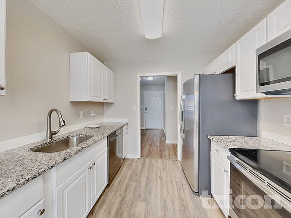4th image of 204 Wexford Dr
