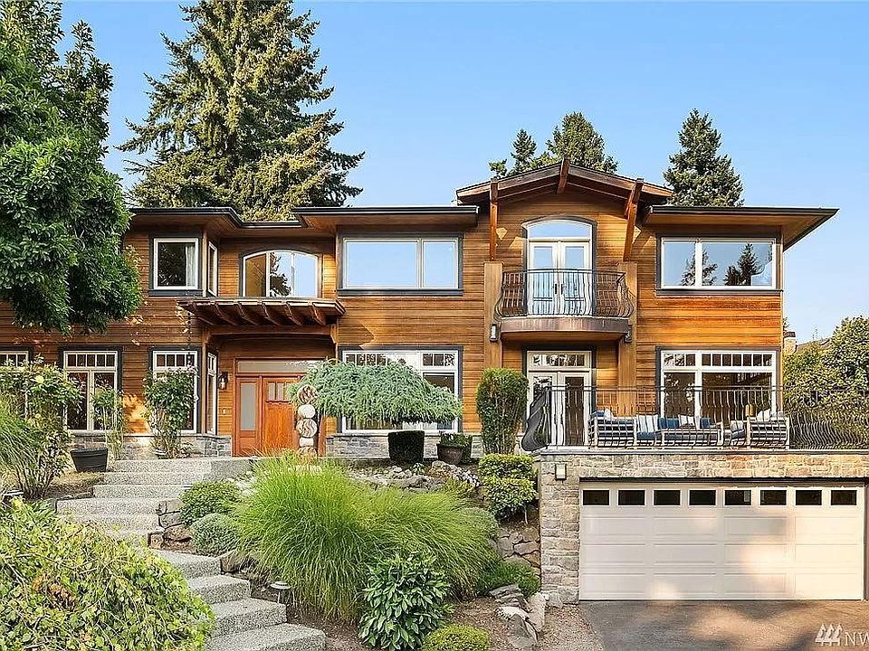 1st image of 710 Lake Washington Blvd NE