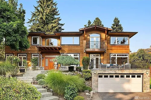 710 Lake Washington Blvd NE Photo 1
