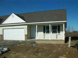 22 Kirkdale Cir, Rochester, NY 14612