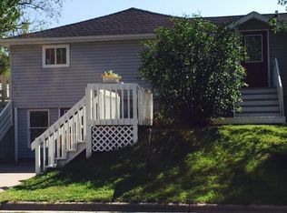 430 Schnick Rd, Onalaska, WI 54650