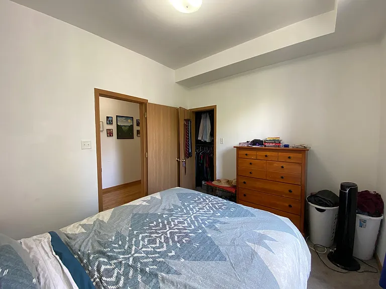 2920 W Shakespeare Ave — Photo 12